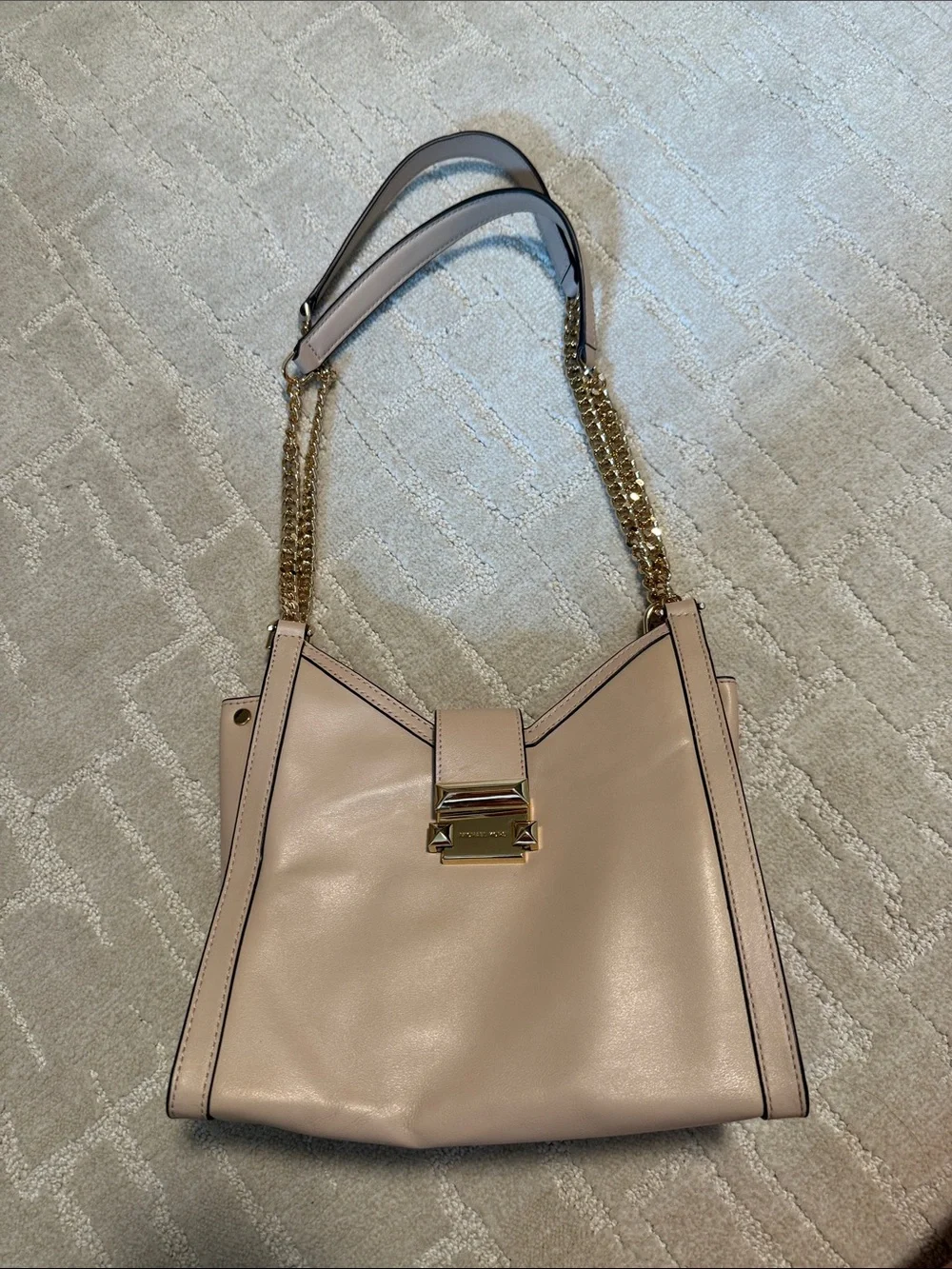Michael Kors Cream Leather Shoulder Bag with Gold Chain Trim
